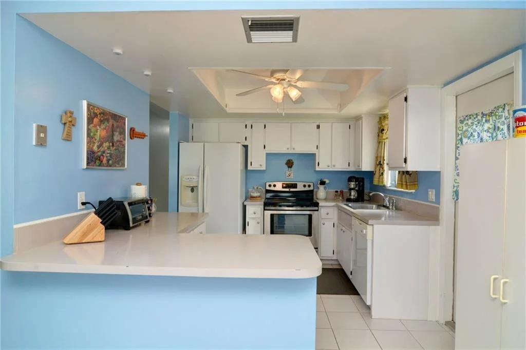 Photo of 4340 Gulfstream Road