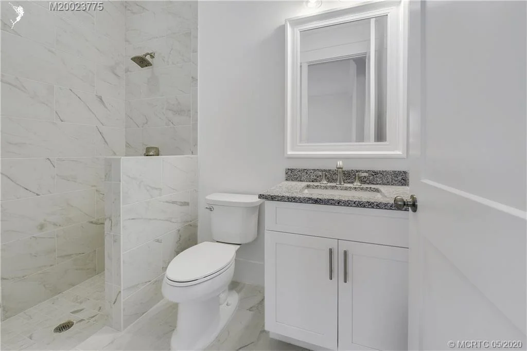 Photo of 441 SE Dolphin Drive
