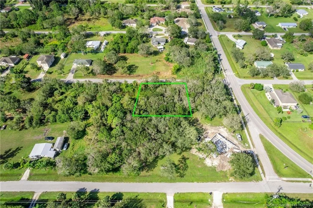 Photo of 3534 NW 17th Avenue