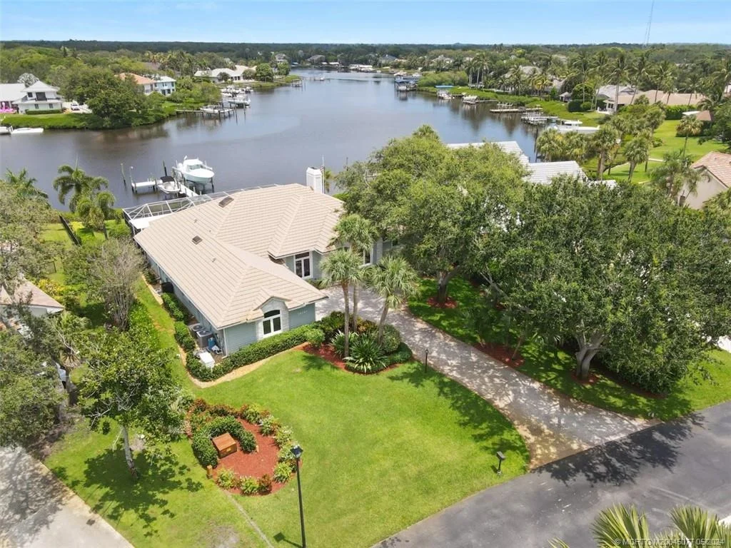 Photo of 18797 SE River Ridge Road