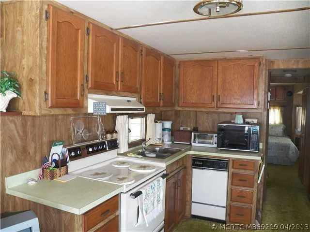 Photo of 83 Nettles Boulevard