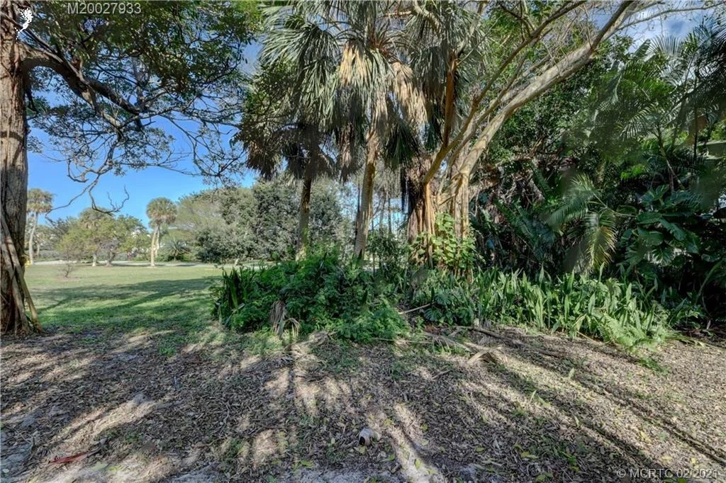Photo of 18 Ridgeland Drive