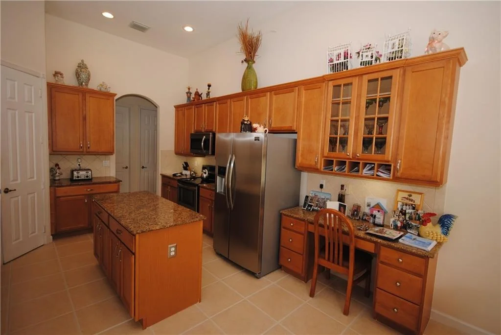 Photo of 709 SW Blue Stem Way