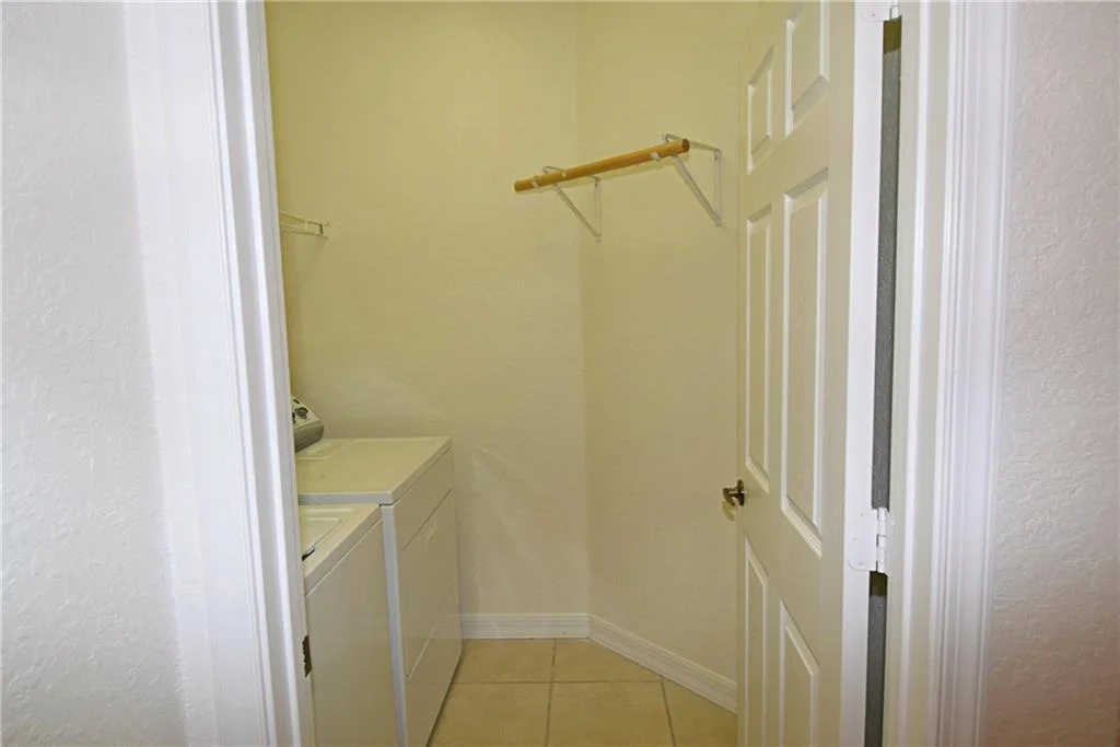 Photo of 6984 SE CRICKET Court