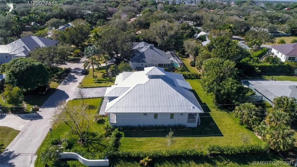 Photo of 2 Pineapple Lane