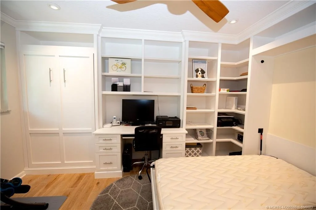 Photo of 3231 SE Fairway W