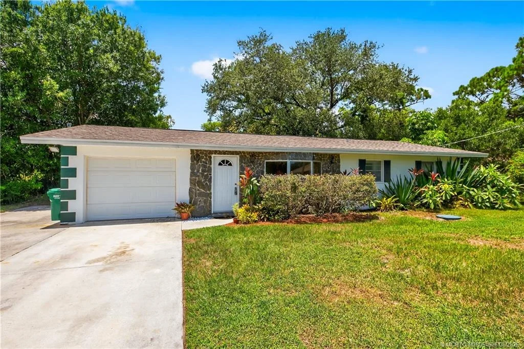 Photo of 6115 Papaya Drive