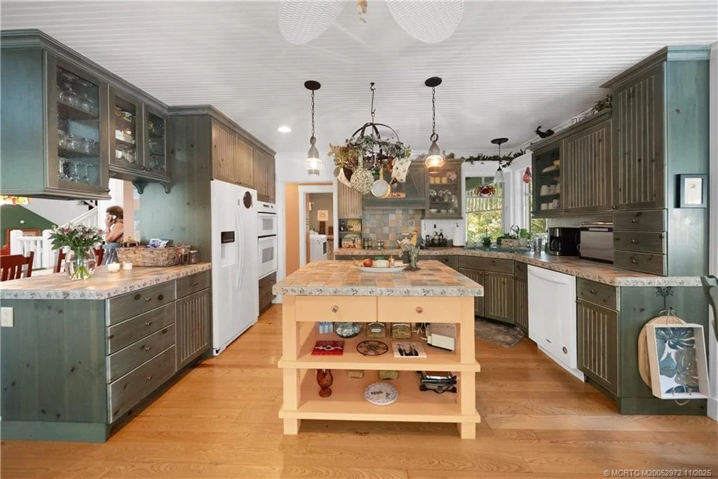 Photo of 12 Oak Hill Way