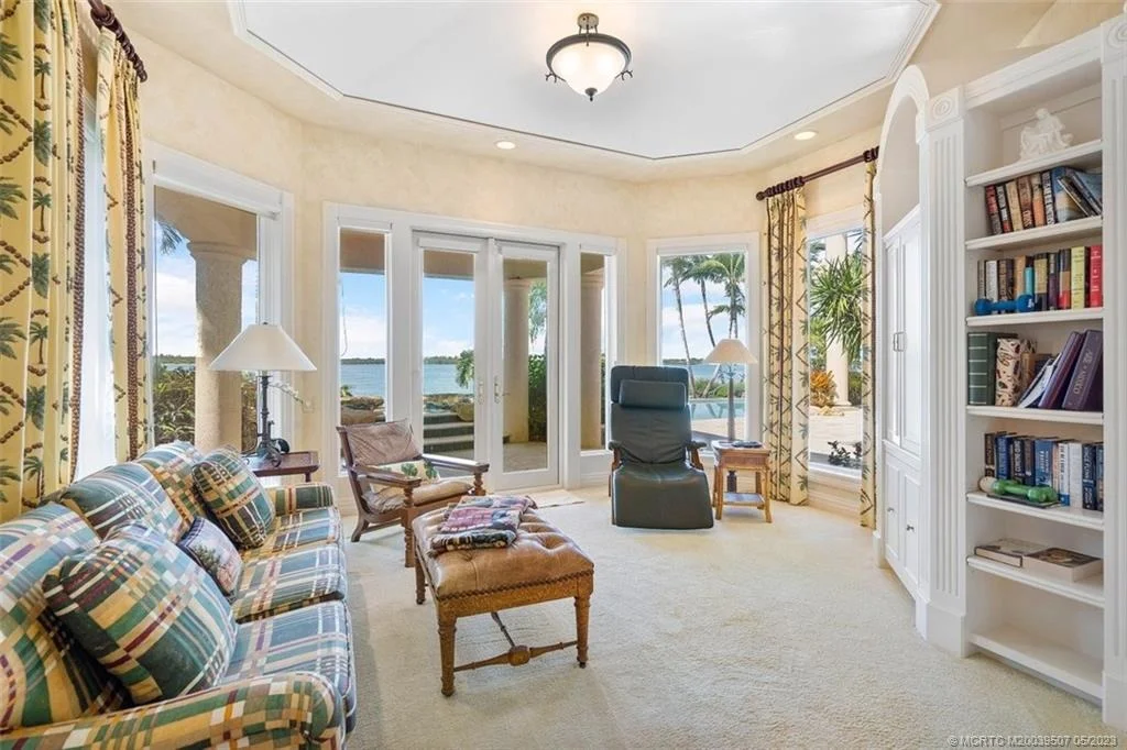 Photo of 7032 SE Harbor Circle