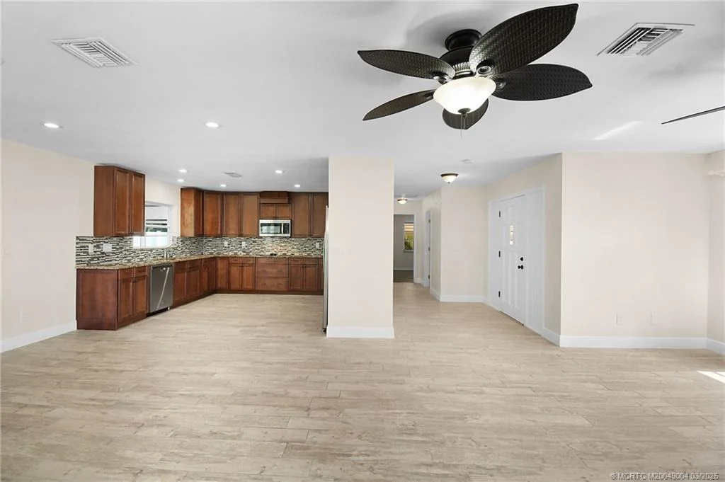 Photo of 2457 NW Everglades Boulevard