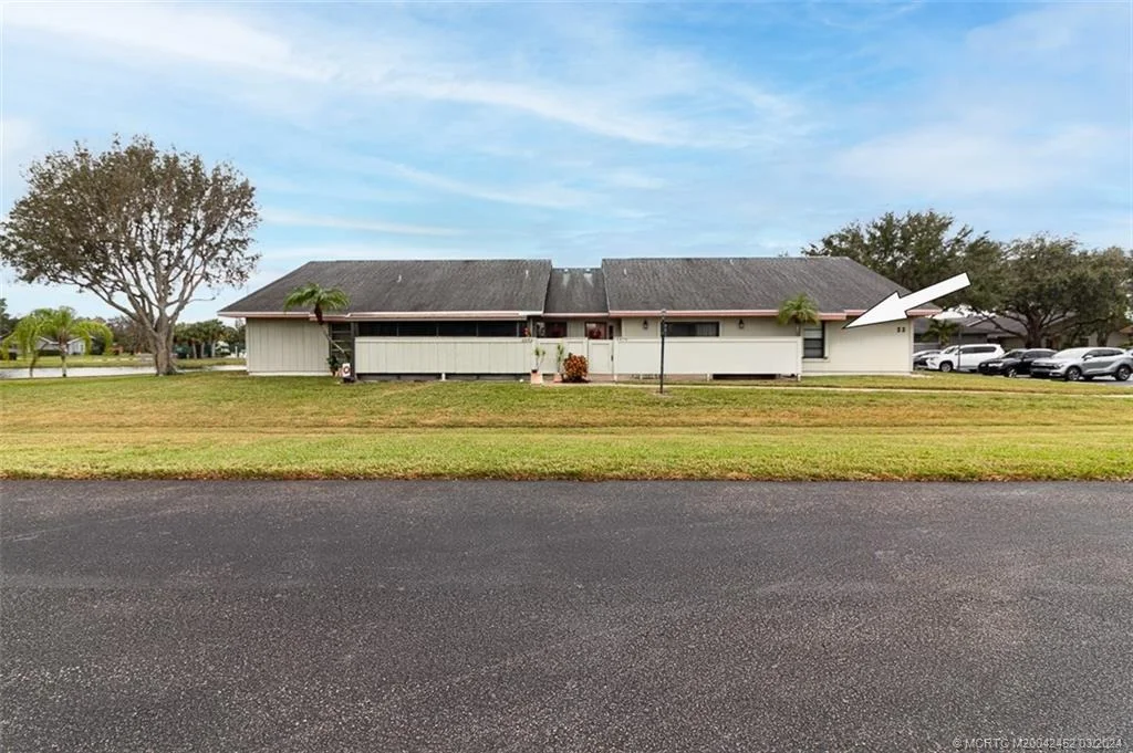 Photo of 3970 NW Cinnamon Tree Circle