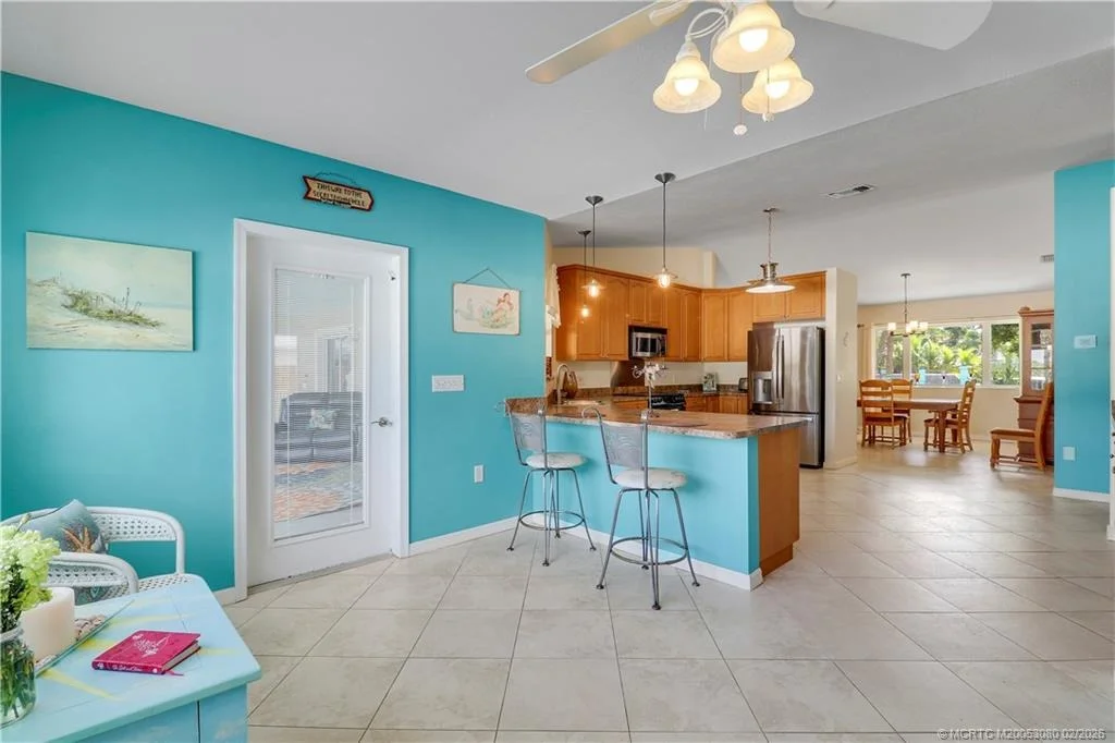 Photo of 5439 SE Horseshoe Point Road