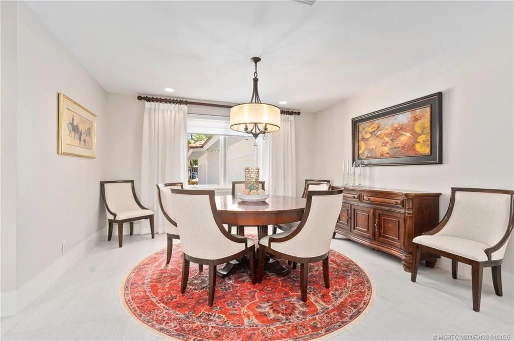 Photo of 6460 SE Harbor Circle