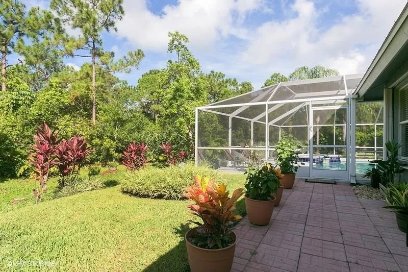 Photo of 5828 SE Moss Back Court