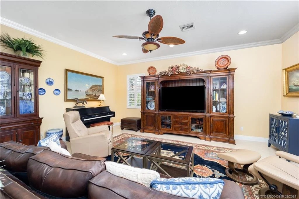 Photo of 331 SE Ethan Terrace