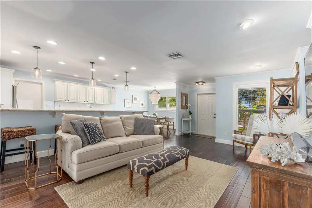 Photo of 432 SE Edgewood Drive