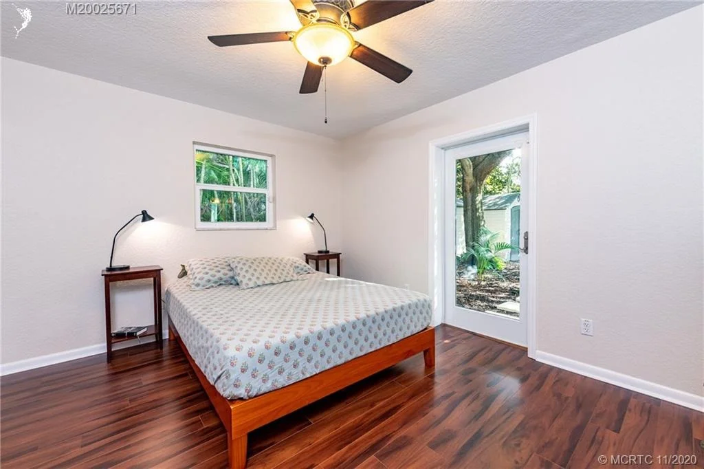 Photo of 509 SW North Riverpoint Drive
