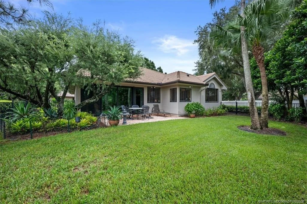 Photo of 3378 SE Cambridge Drive