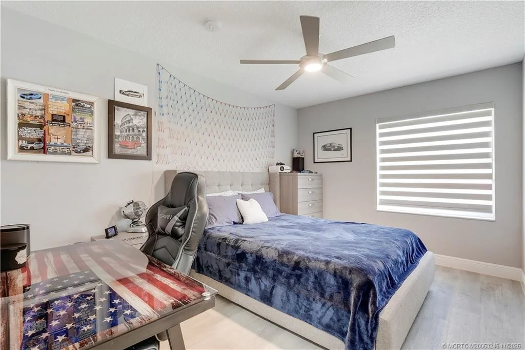 Photo of 16705 130th Avenue N