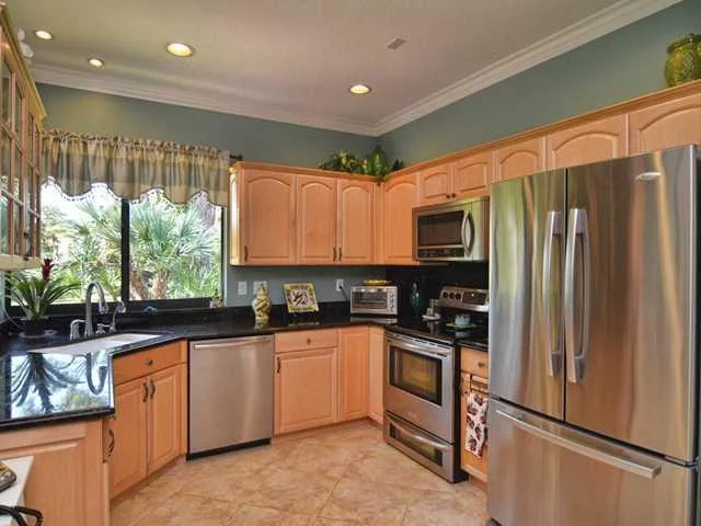 Photo of 3456 SE Putnam Court