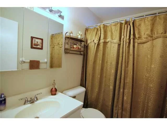 Photo of 1153 SE Dolphin Drive
