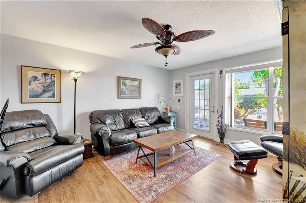 Photo of 294 SE Sailfish Lane