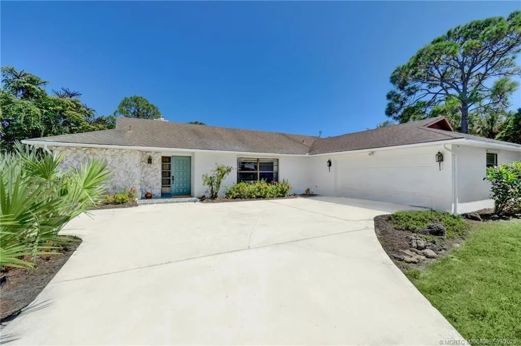 Photo of 2923 NE Rosetree Drive