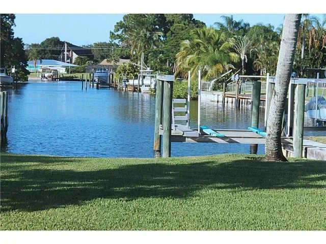 Photo of 1829 NW River Trail
