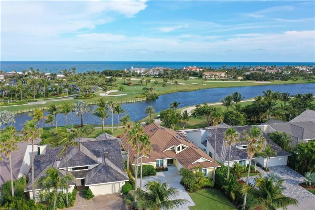 Photo of 6917 SE Harbor Circle