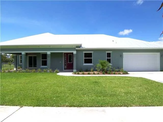 Photo of 5424 SE Horseshoe Point Road