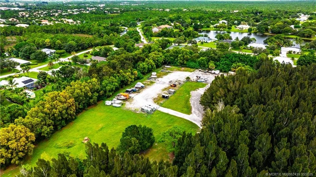 Photo of 7960 SE River Lane