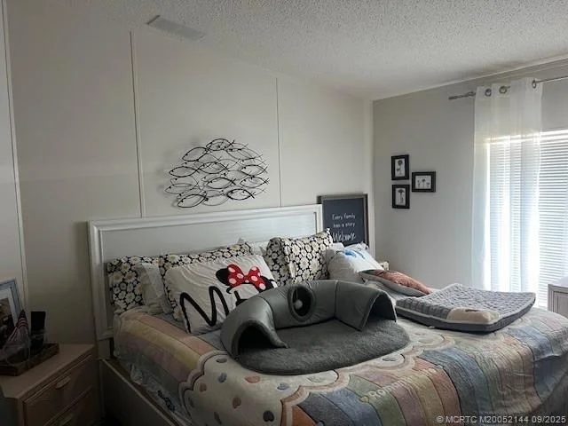 Photo of 879 Sun Bird Lane