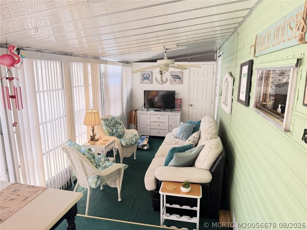 Photo of 552 Nettles Boulevard