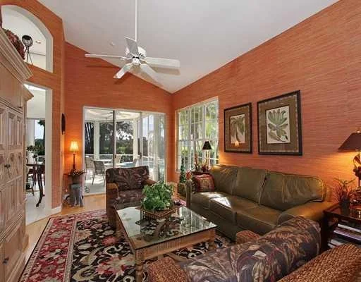 Photo of 6930 SE LAKEVIEW Terrace