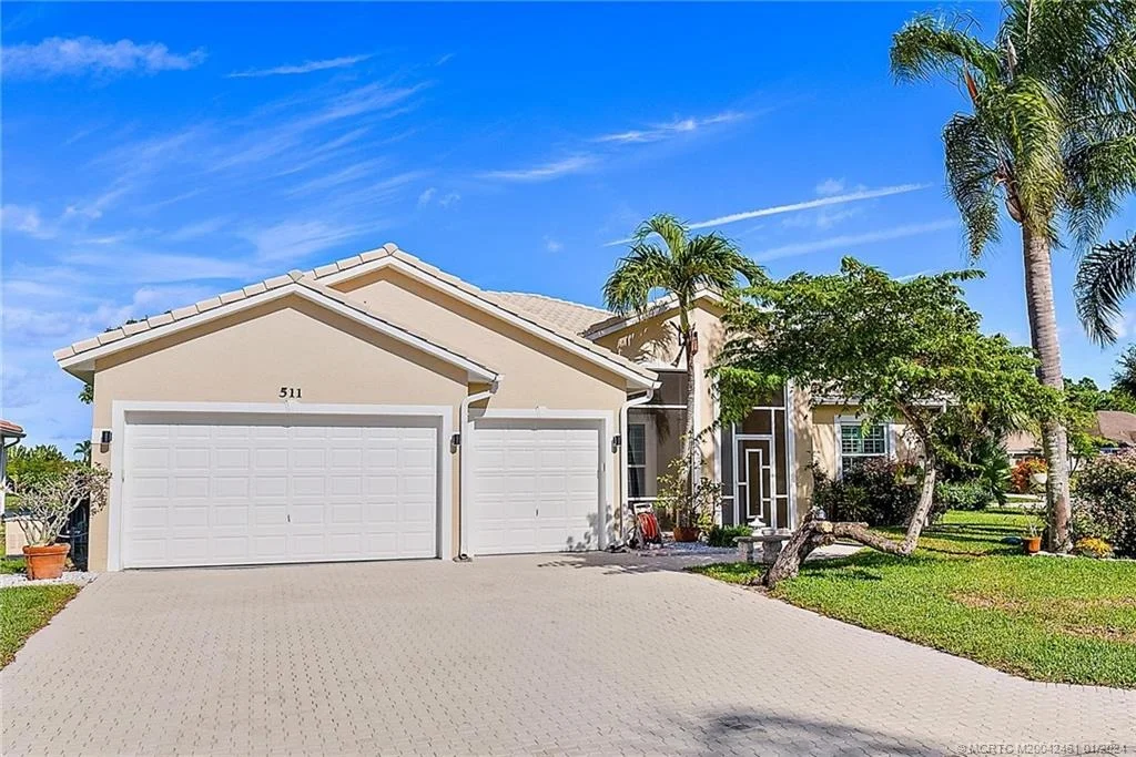 Photo of 511 NW Ember Way