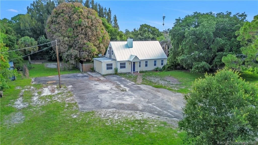Photo of 1699 NW Britt Road
