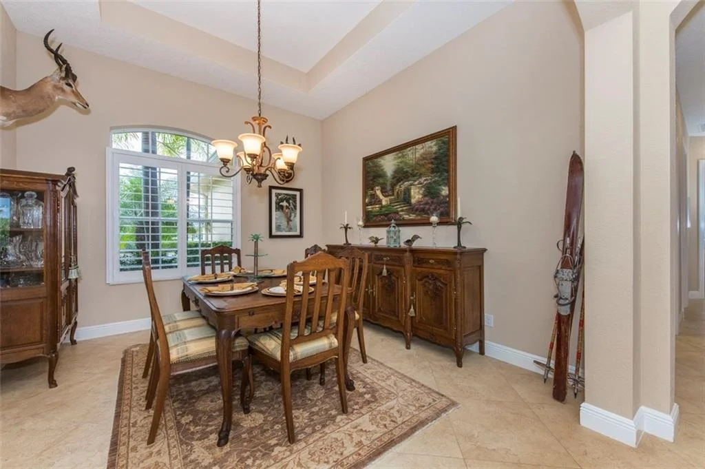 Photo of 455 SW Lost River Road