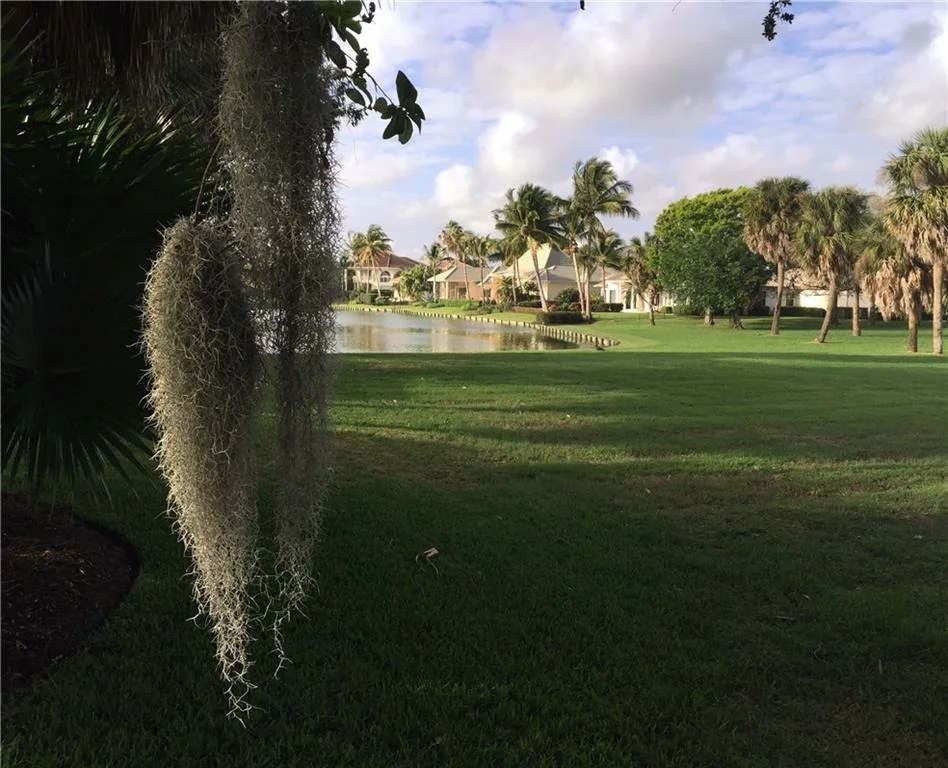 Photo of 540 Bay Pointe Circle