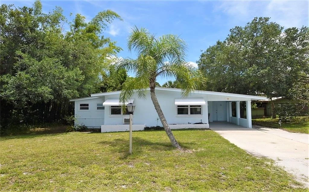 Photo of 4384 SE Grant Street