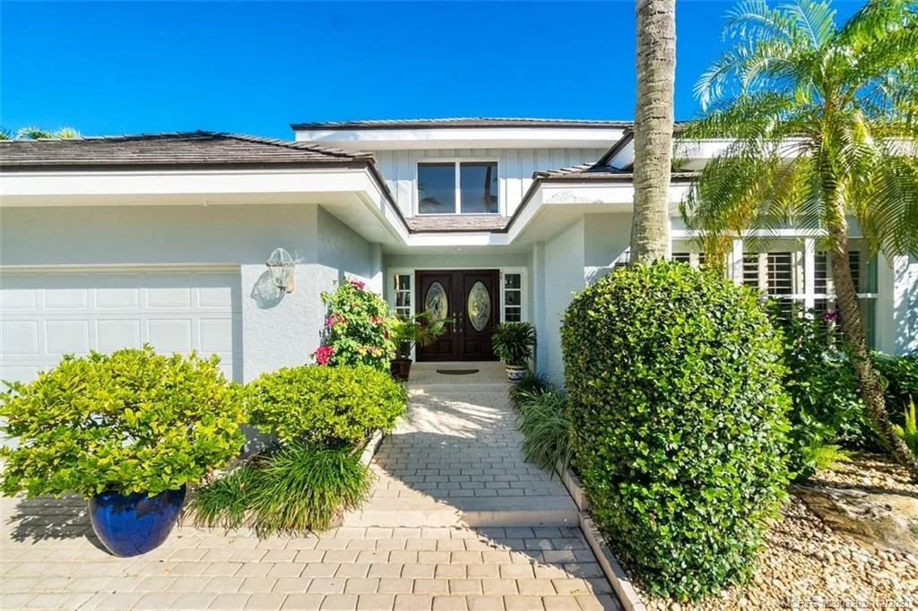 Photo of 6947 SE Harbor Circle