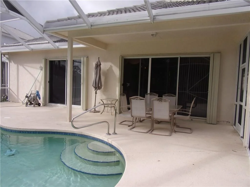 Photo of 7325 SE Seagate Lane SE