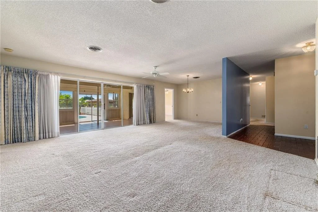 Photo of 1523 NW Spruce Ridge Drive