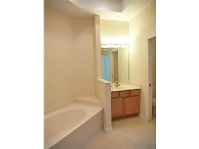 Photo of 491 NW Red Pine Way