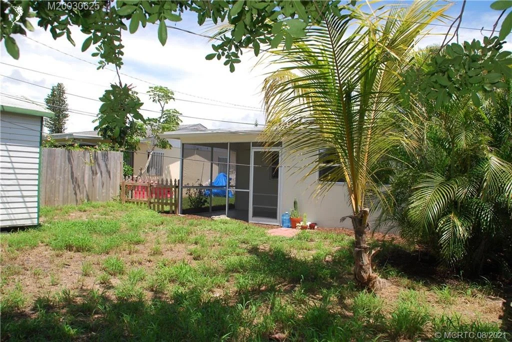 Photo of 2340 NE Rustic Way
