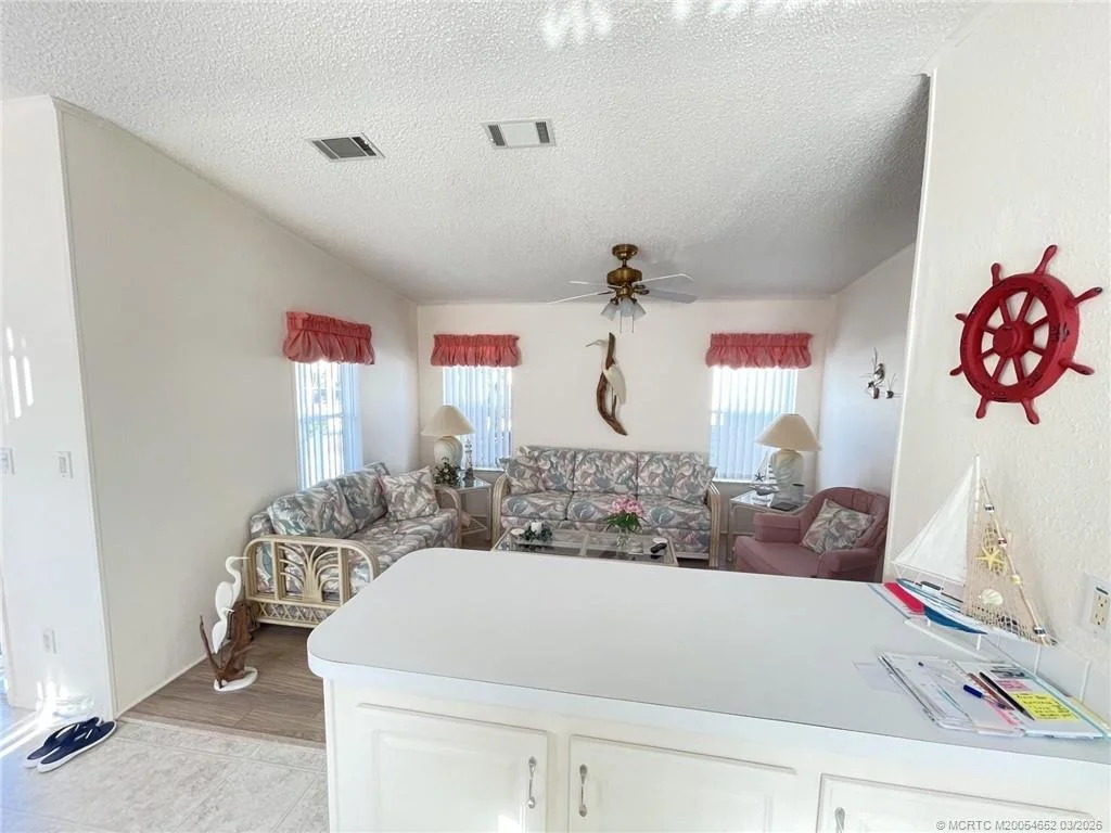 Photo of 1318 Nettles Boulevard