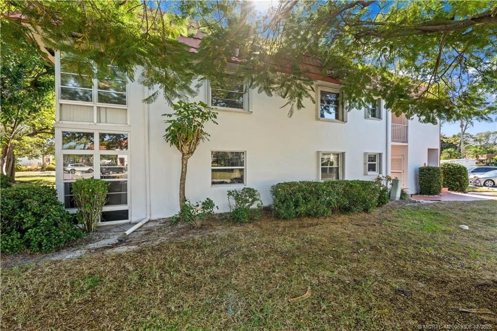 Photo of Unit F7 at 2600 SE Ocean Boulevard