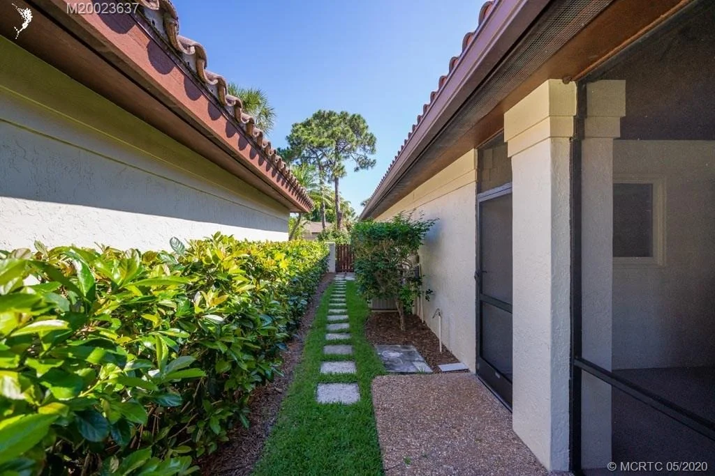 Photo of 5393 SE Meredith Terrace