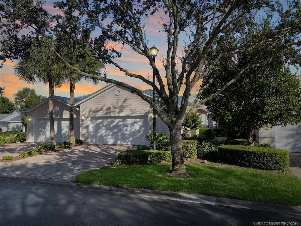 Photo of 1564 SE Tidewater Place