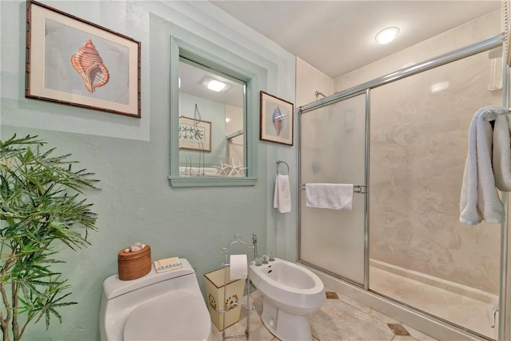 Photo of 611 NW Sunset Drive