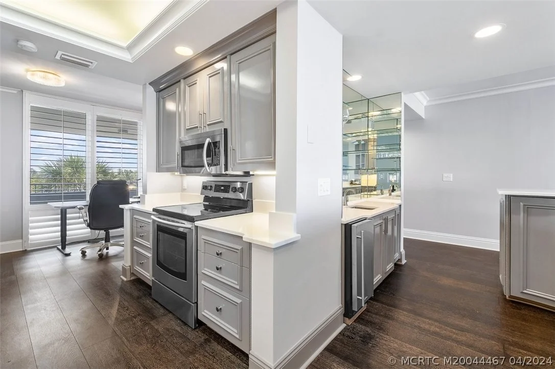 Photo of Unit 317 at 2001 SE Sailfish Point Boulevard
